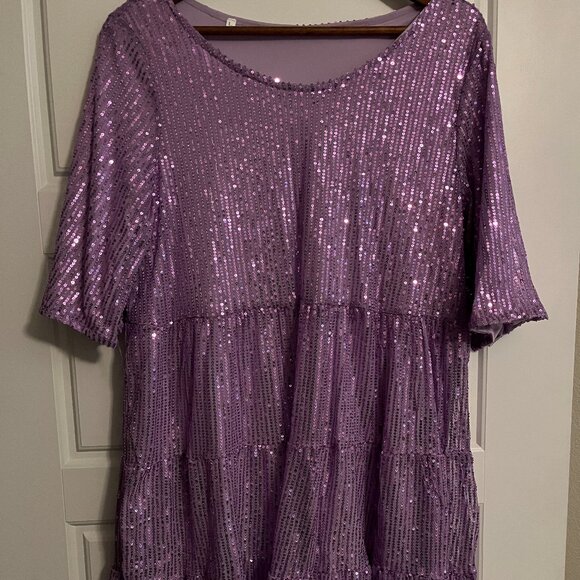 Daelia - Comft Sequin Baby Doll Dress - Picture 1 of 2